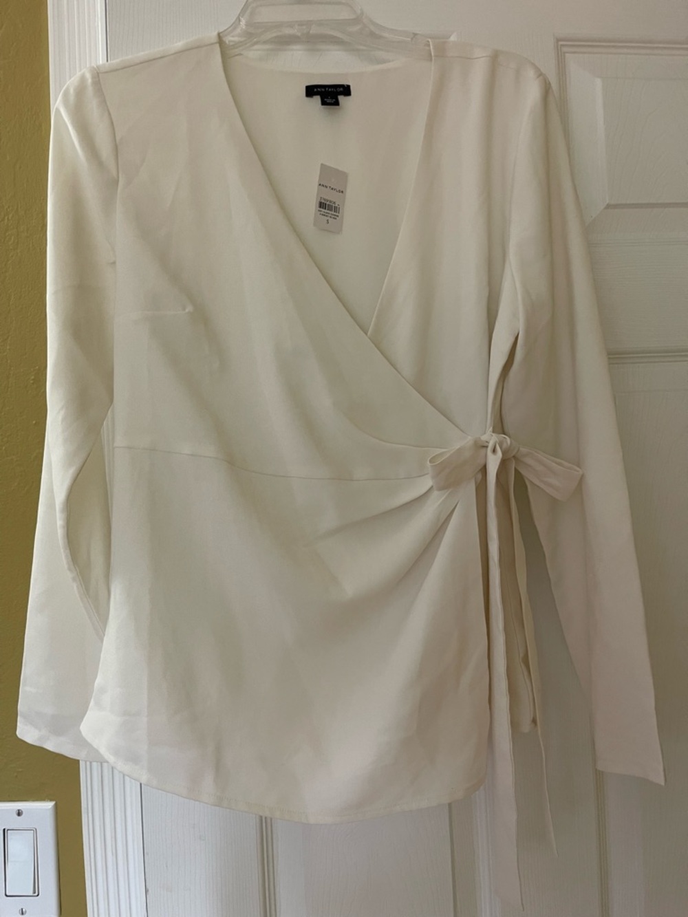 Ann Taylor White V-Neck Blouse